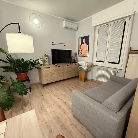 Apartment Como's Hill Lipomo